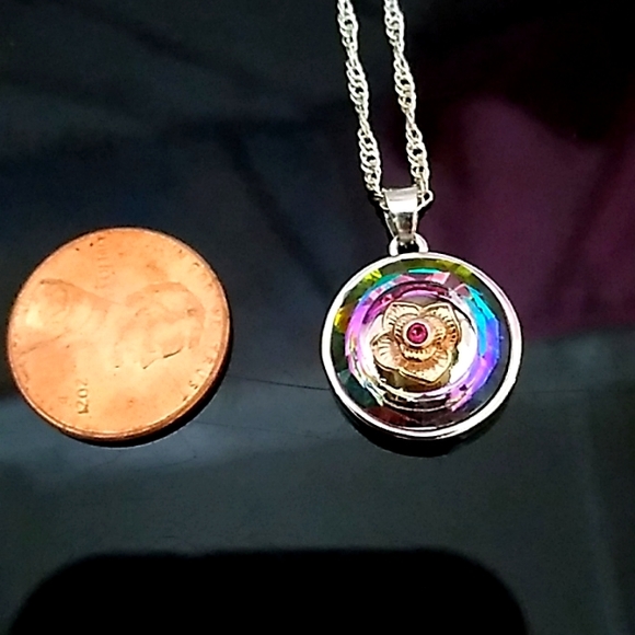 Austrian Crystal Rainbow Engraved Disc Pendant 18k WhiteGold Necklace - Picture 9 of 14